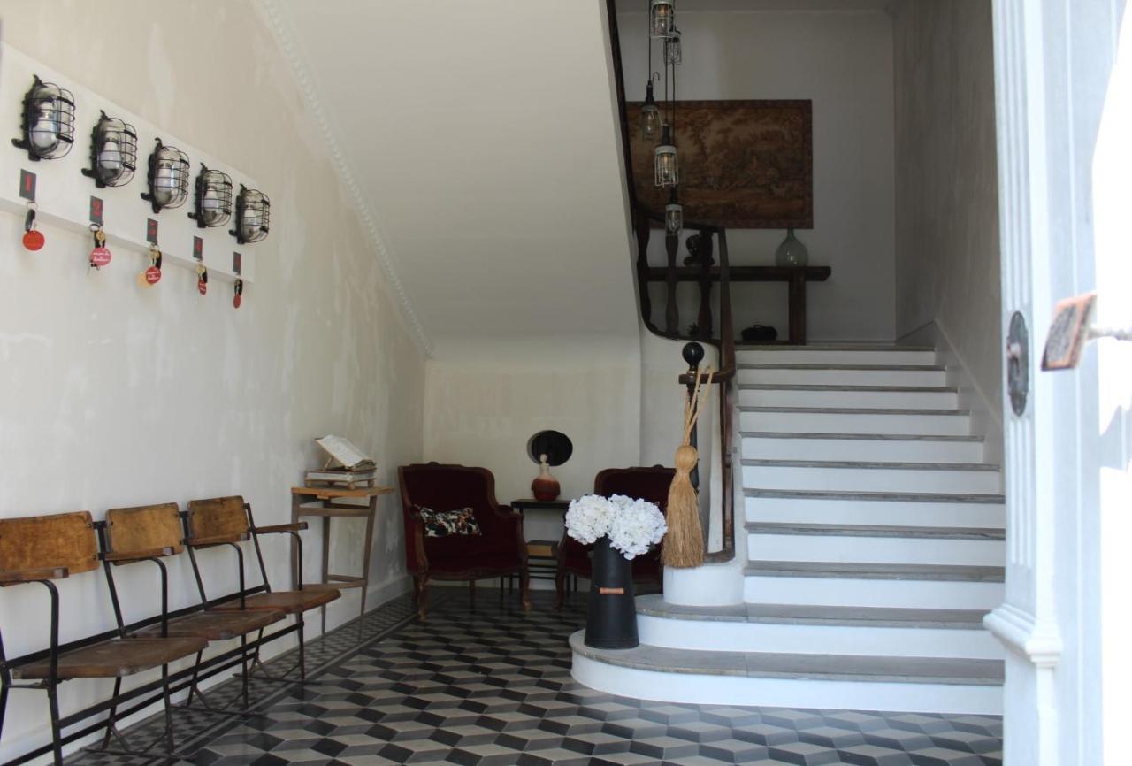 ลา กร็องด์ แมซง Bed & Breakfast Montmeyran ภายนอก รูปภาพ