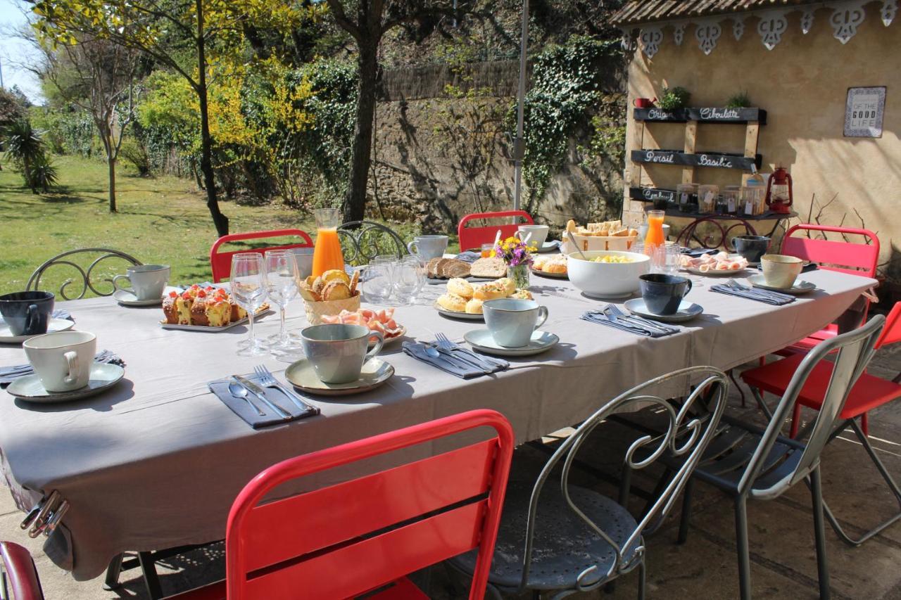 ลา กร็องด์ แมซง Bed & Breakfast Montmeyran ภายนอก รูปภาพ