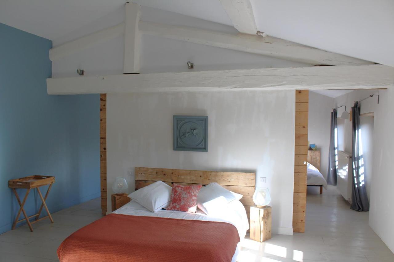 ลา กร็องด์ แมซง Bed & Breakfast Montmeyran ภายนอก รูปภาพ