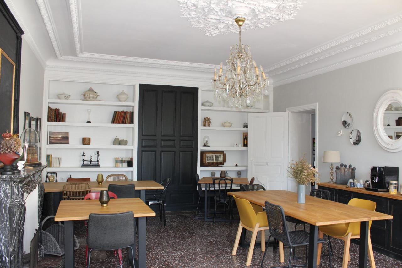 ลา กร็องด์ แมซง Bed & Breakfast Montmeyran ภายนอก รูปภาพ