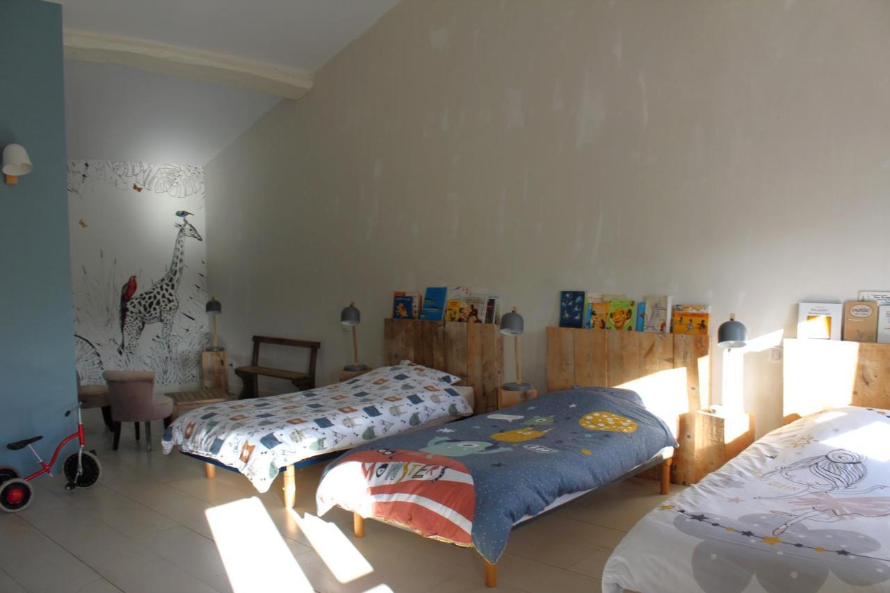 ลา กร็องด์ แมซง Bed & Breakfast Montmeyran ภายนอก รูปภาพ
