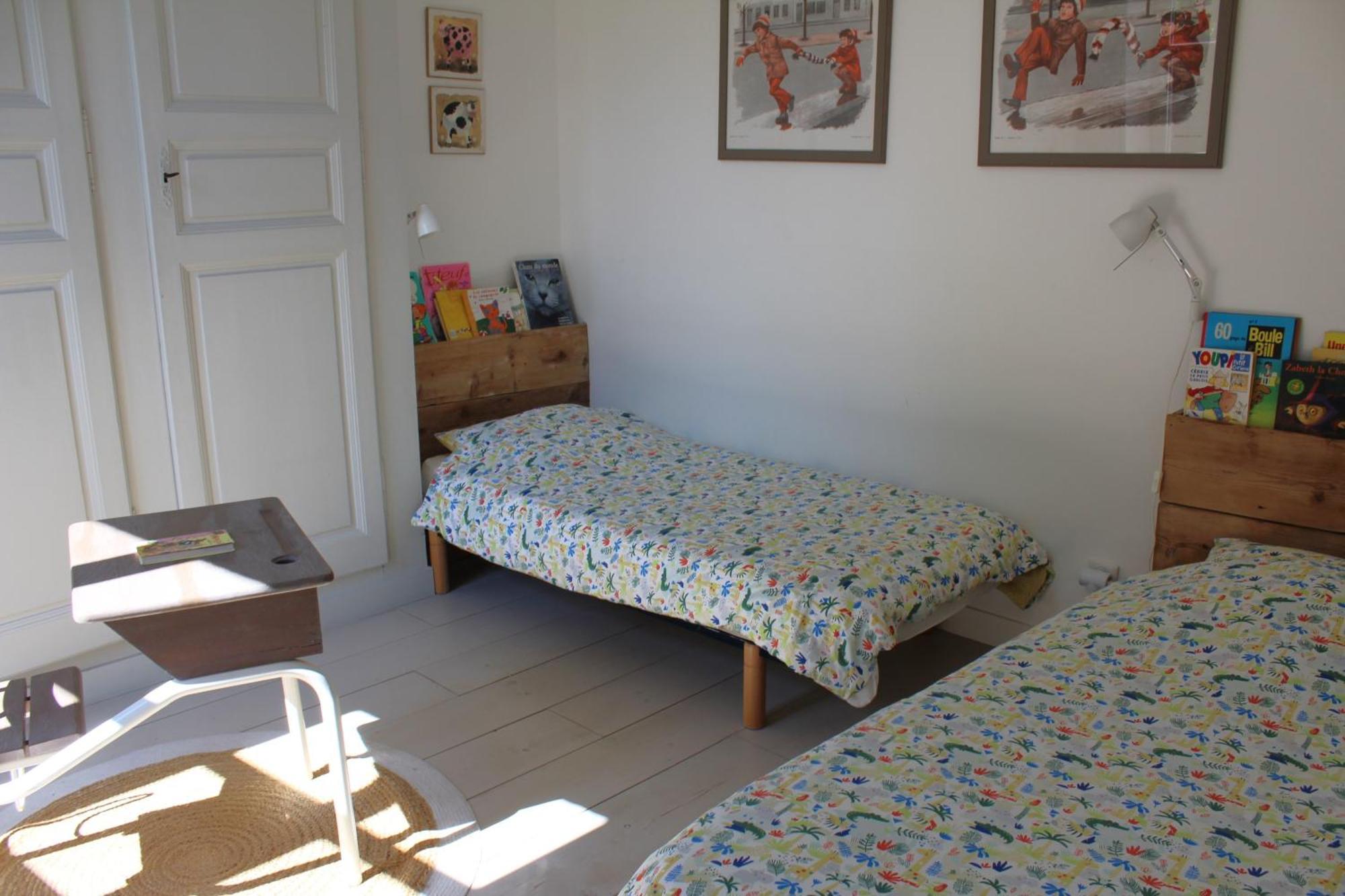 ลา กร็องด์ แมซง Bed & Breakfast Montmeyran ภายนอก รูปภาพ